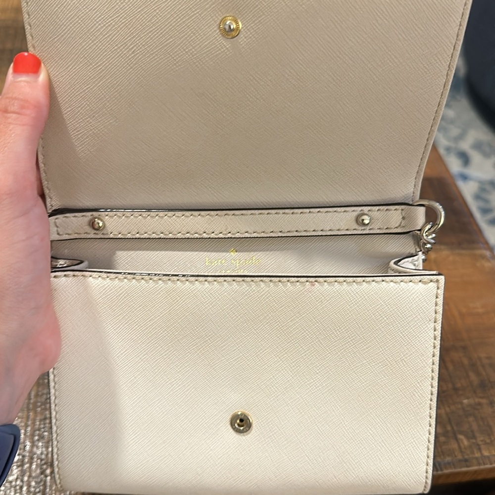 Kate Spade purse - Picture 3 of 4